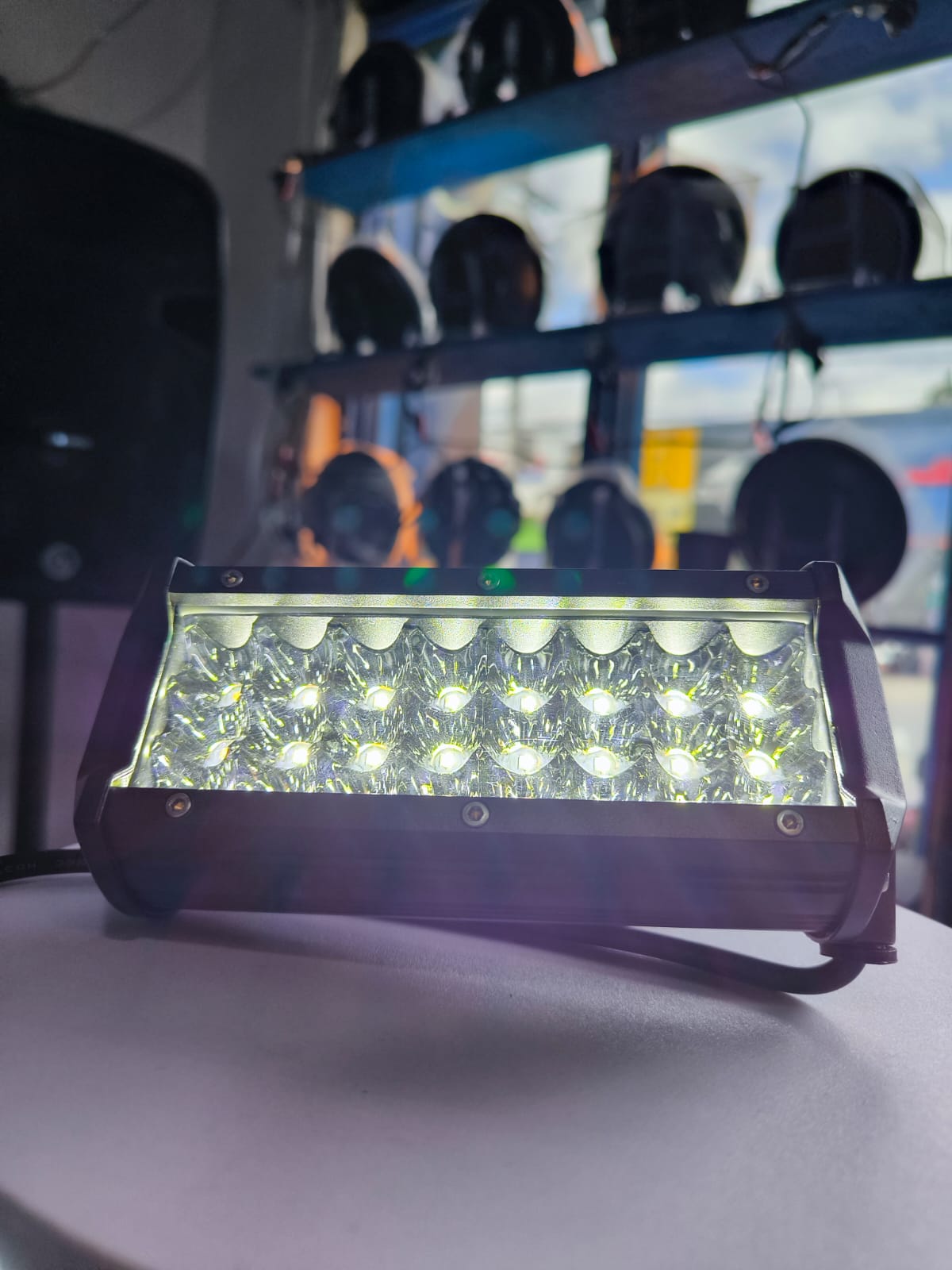 Miniatura 2 de Exploradora Rectangular blanca (tb037w)